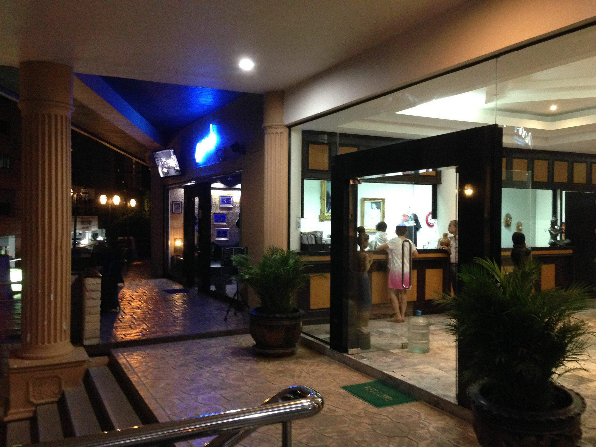 Thepthip Artdeco Studio Pattaya Exterior photo